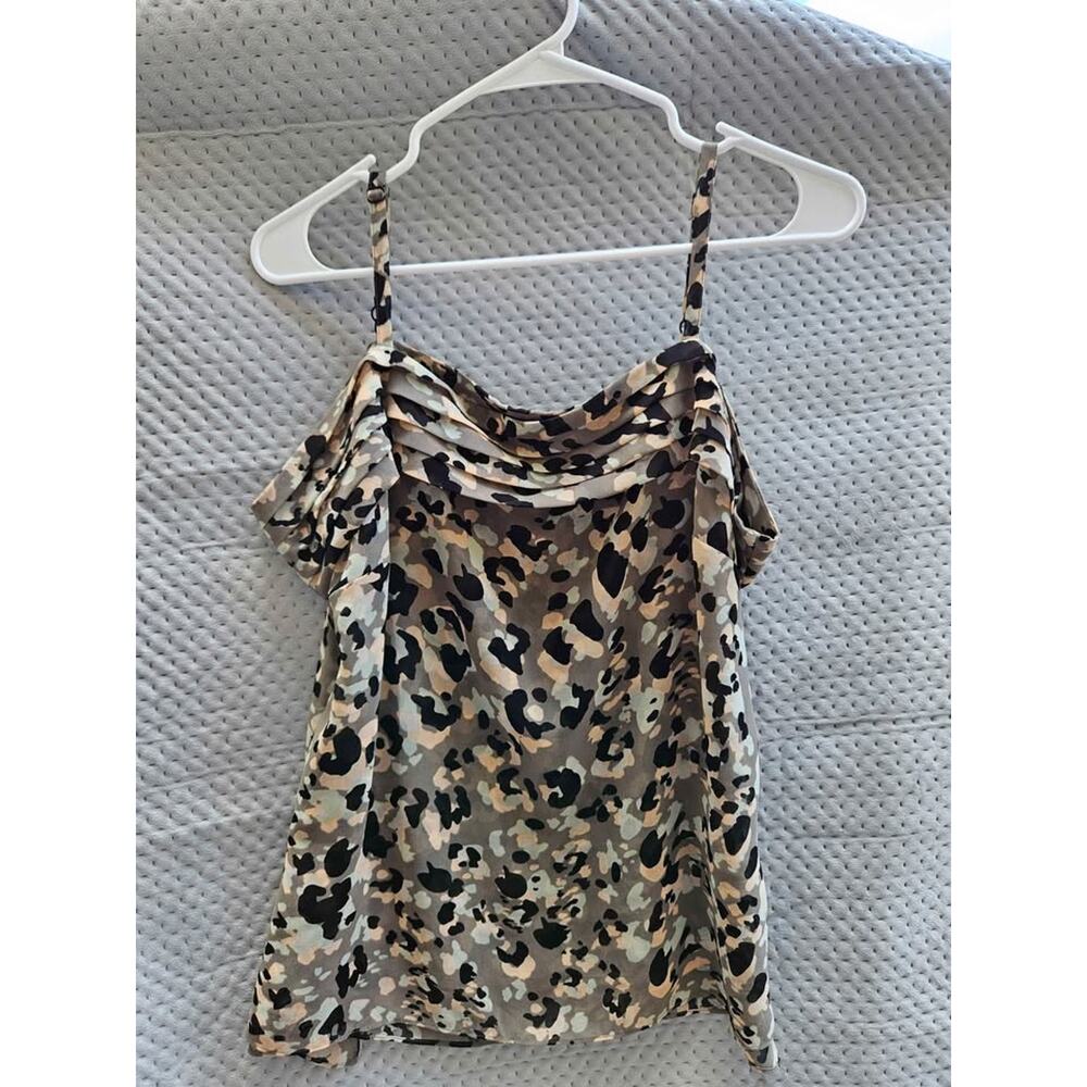 Women's Blouse Size Small